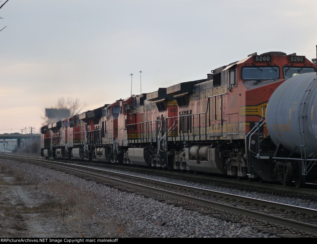 BNSF 5260